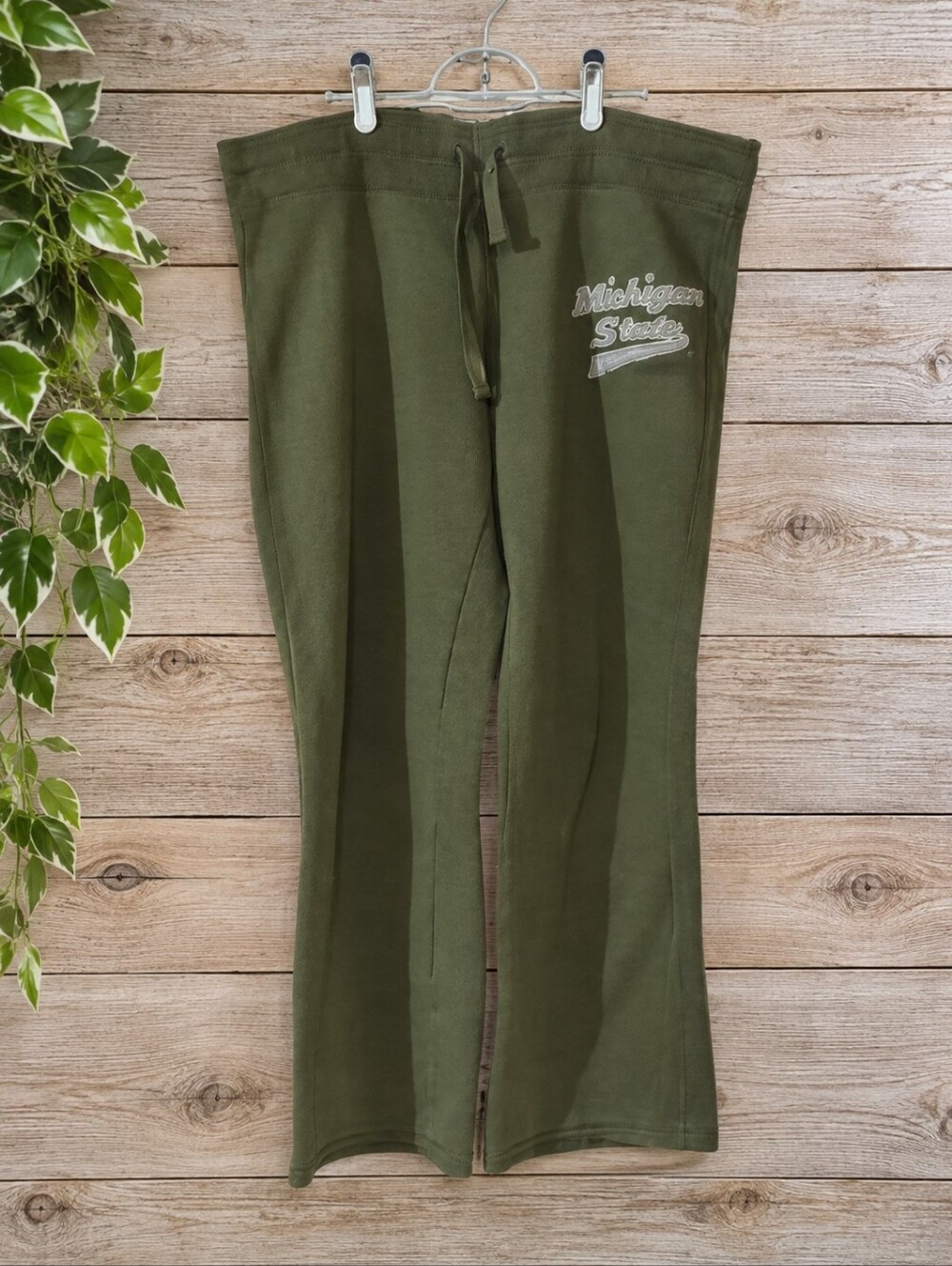 Campus Crew Michigan State Olive Green Jogger Sweatpants – Women’s Large